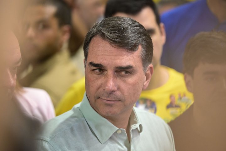 O feriadão de Flávio e Vorcaro