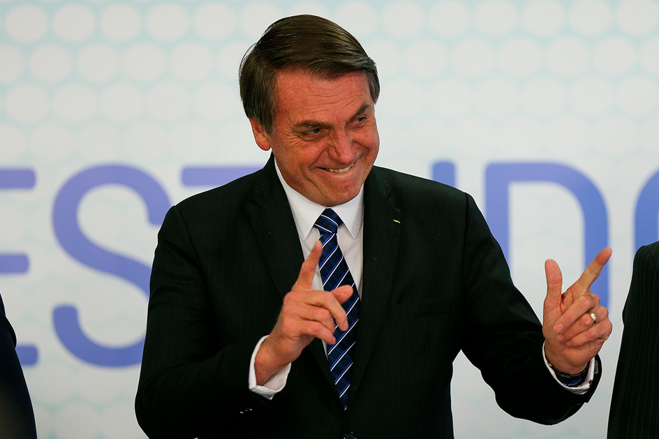 Imagem Miliciano é cancelado por se fantasiar de presidente