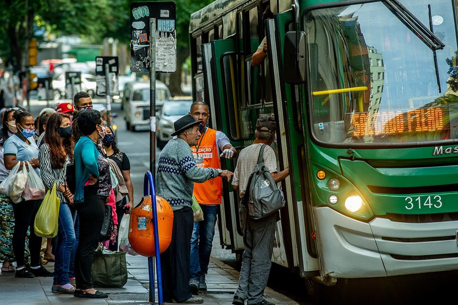 Imagem Brasil precisa de um SUS no transporte público