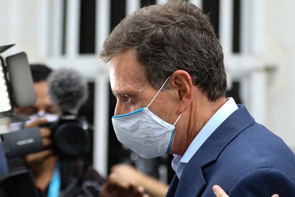 Imagem Crivella afastado, prefeitos ameaçados