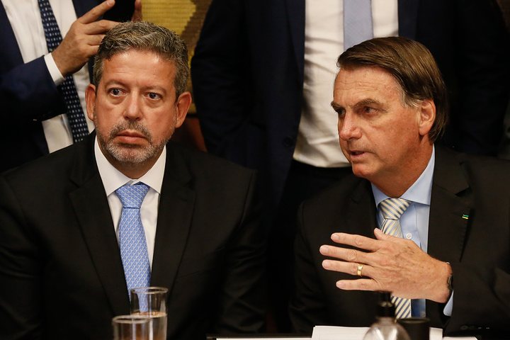 Imagem Bolsonaro, Lira e a hora do toma-lá-dá-cá