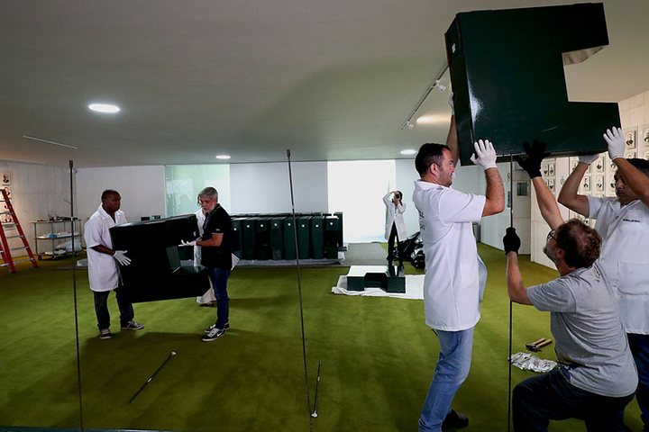 Imagem Remontando Athos Bulcão