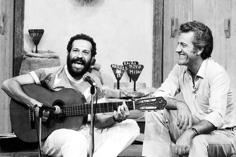 Imagem A tevê colocou a música no “mudo”