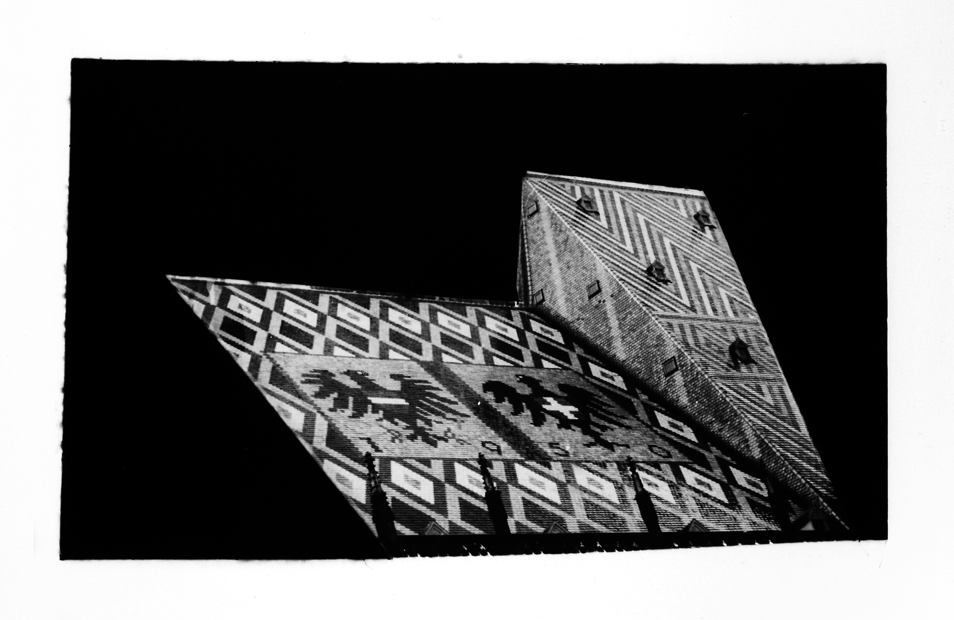 Geraldo de Barros da série SOBRAS 1996 - 1998 / 2024 Fotografia em gelatina e prata sobre papel fibra Edição contemporânea Instituto Moreira Salles - 2024 Geraldo de Barros © Fabiana de Barros/ Instituto Moreira Salles
